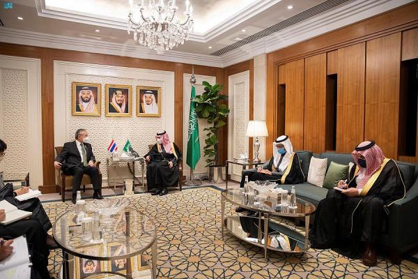  وزير الخارجية: المملكة حريصة على مد جسور التواصل مع تايلند