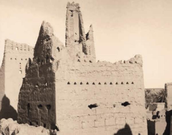 حنكة سياسية.. وصفات قيادية ومهارات عسكرية
