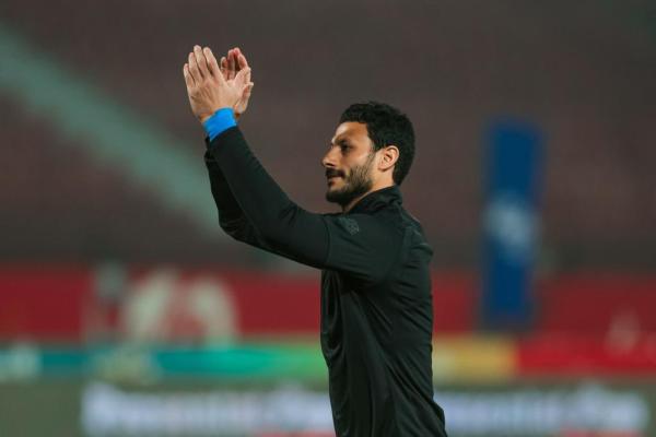 توقف المفاوضات بين النصر والشناوي!