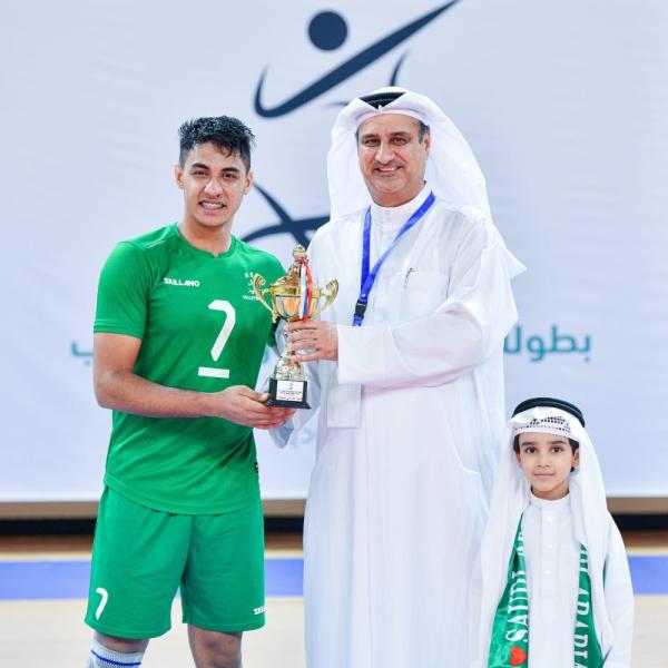 الكعيبي.. قائد من طراز خاص