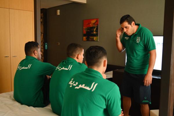 «قبضة الأخضر».. تبحث عن البرونز الآسيوي