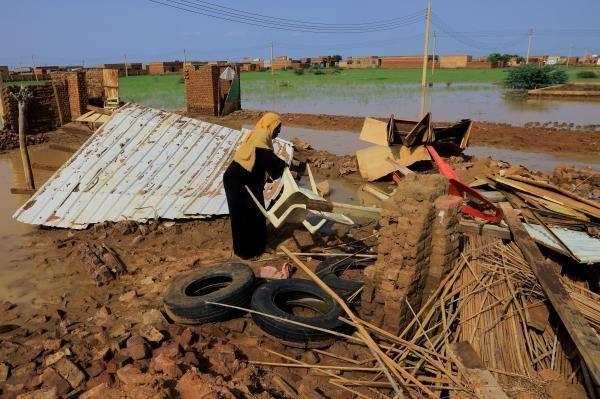 ارتفاع ضحايا الفيضانات في السودان إلى 112 قتيلًا