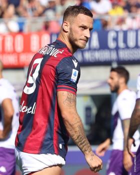 الدوري الإيطالي.. بولونيا يحقق فوزه الأول بثنائية في مرمى فيورنتينا