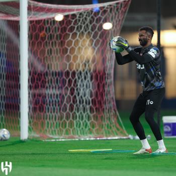 محمد العويس حارس مرمى الهلال