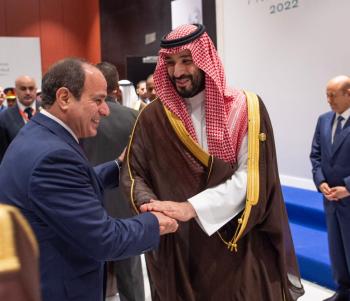 صاحب السمو الملكي الأمير محمد بن سلمان بن عبد العزيز آل سعود ولي العهد رئيس مجلس الوزراء والرئيس المصري عبد الفتاح السيسي⁩ - واس