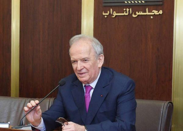 مروان حماده طالب بأن يكون رئيس الجمهورية المقبل سياديًا وإصلاحيًا - اليوم