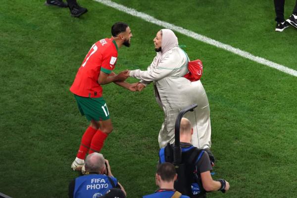 احتفالات لاعبي المغرب بعد التأهل لنصف نهائي كأس العالم 2022