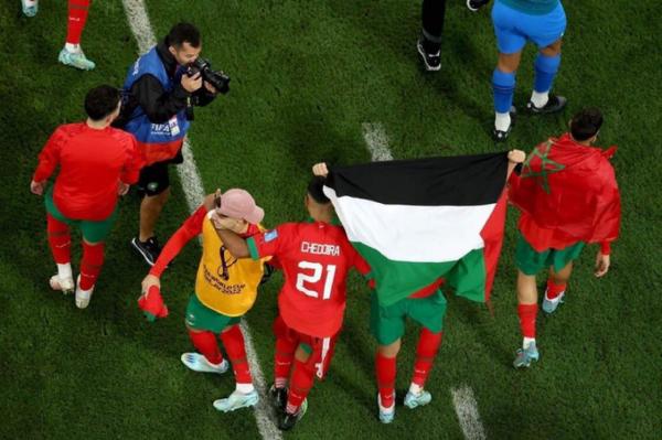 احتفالات لاعبي المغرب بعد التأهل لنصف نهائي كأس العالم 2022