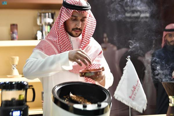 معرض القهوة السعودية .. وجهة بارزة في الهفوف التاريخية