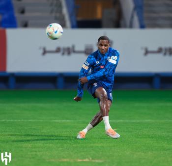 دوري روشن.. إيغالو يقود هجوم الهلال أمام النصر