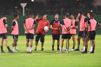 دوري روشن.. الوحدة يستعيد باخشوين في تحضيراته لمباراة الشباب