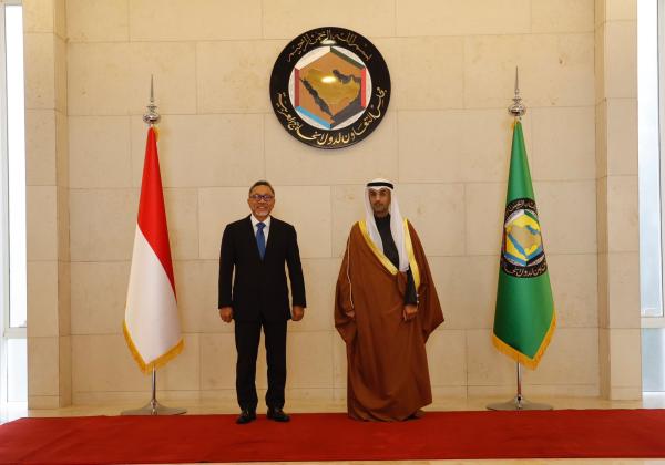 الأمين العام لمجلس التعاون يؤكد أهمية التعاون الاقتصادي الخليجي الإندونيسي - حساب مجلس التعاون على تويتر