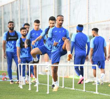 دوري روشن.. الفتح يستعد للهلال بمشاركة جميع اللاعبين