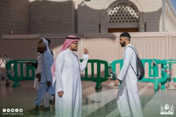 الخدمات المقدمة للزوار في المسجد النبوي - شؤون المسجد النبوي