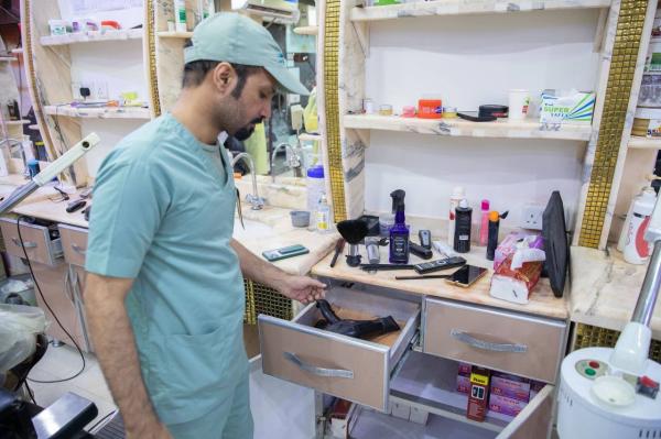 عيد الفطر ينعش صالونات الحلاقة في جازان