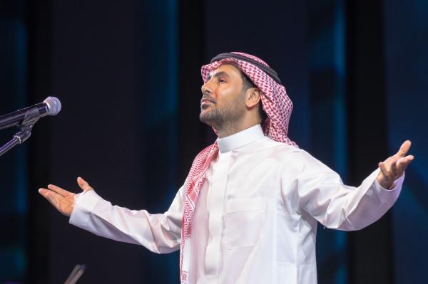فؤاد عبد الواحد يطرب جمهور مهرجان 