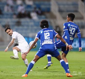 الهلال يتعادل في الوقت القاتل أمام الاتحاد في دوري روشن