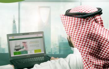 وزارة الموارد البشرية.. إلزام المنشآت بتوثيق عقود 80% من الموظفين