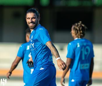 الهلال يهزم ولفسبرغر النمساوي وديًا بثنائية نيفيز والدوسري