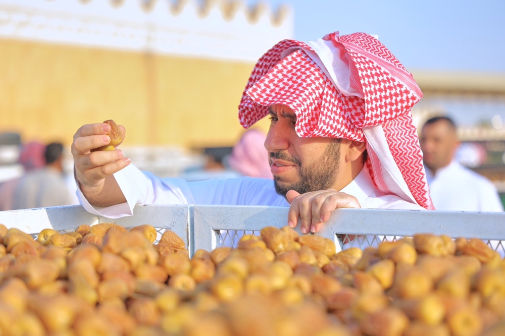 أحد المشاركين بكرنفال بريدة للتمور - كرنفال بريدة للتمور (إكس)