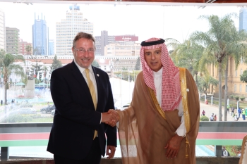 الجبير خلال لقائه مع مدير برنامج الأمم المتحدة الإنمائي اخيم شتاينر- وزارة الخارجية