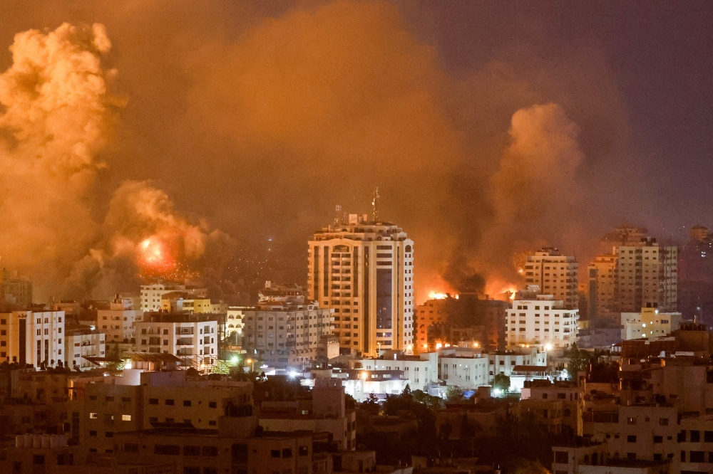 بعد استهداف محيطها..الاحتلال يهدد بقصف مستشفى القدس في غزة