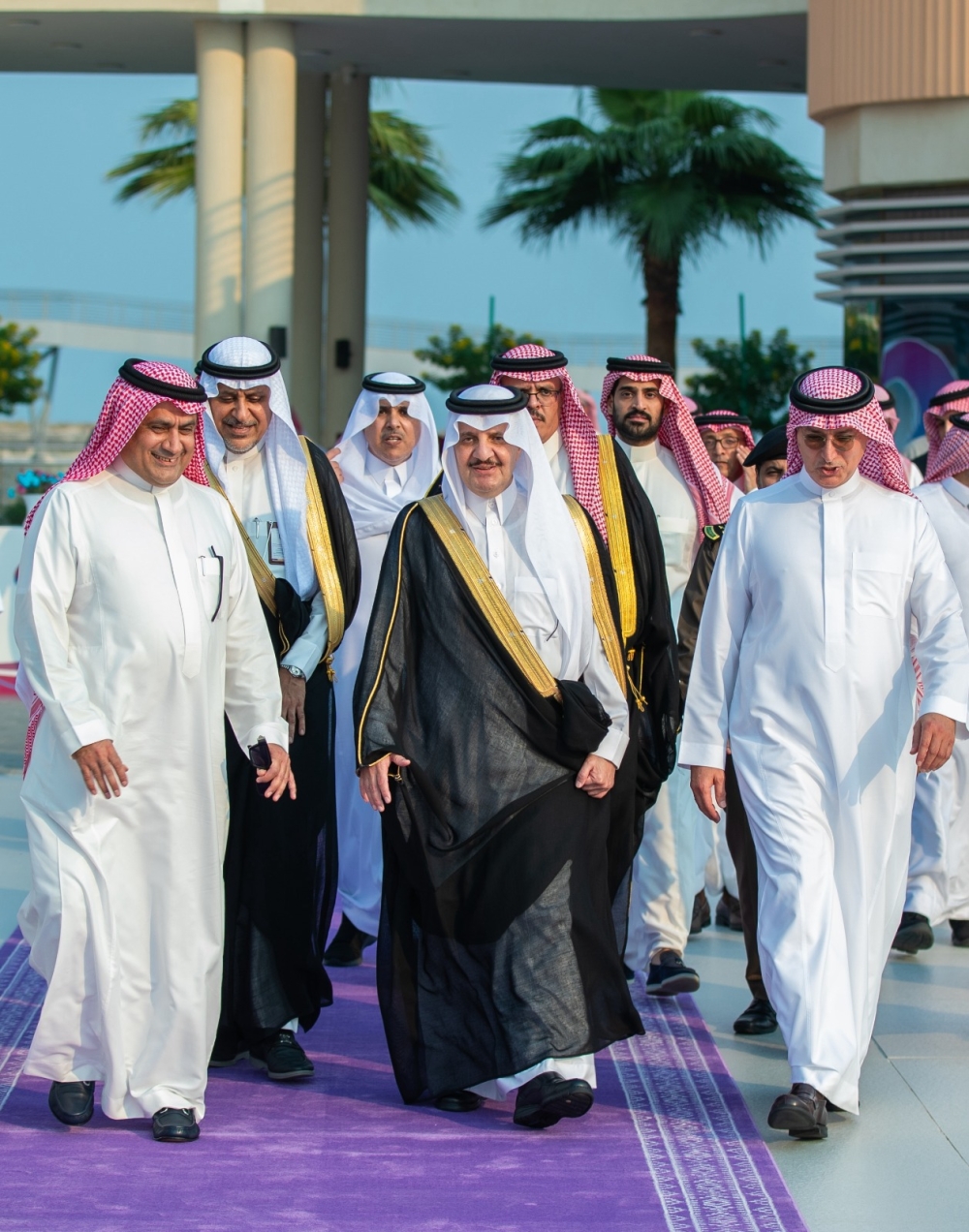 أمير الشرقية يطلع على مشاريع الهيئة الملكية بالجبيل