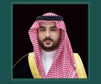 سمو وزير الدفاع يبحث التعاون المشترك مع نظيره البريطاني