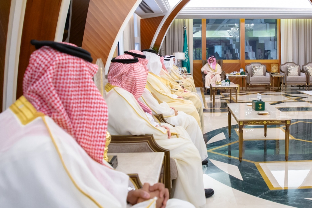 أمير الشرقية يستقبل وزير النقل والخدمات اللوجستية