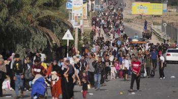 "شؤون اللاجئين": دعم تهجير الفلسطينيين يعني مشاركة الاحتلال في جرائمه