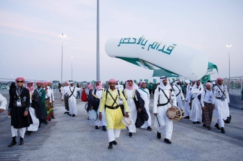 صور .. بأعداد كبيرة.. مؤازرة الجماهير لـ الأخضر أمام عمان