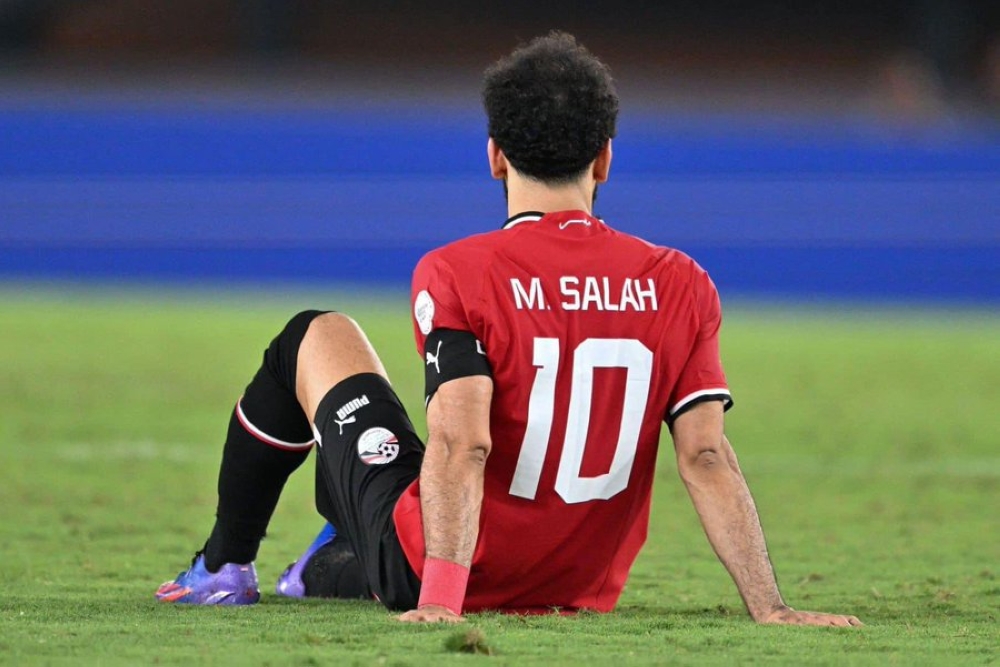 منتخب مصر يعلن طبيعة إصابة محمد صلاح ومدة غيابه