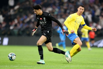 الهلال يتوج بكأس موسم الرياض بثنائية ضد النصر