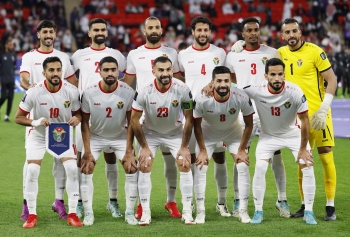 الأردن بالأبيض وقطر بالأحمر في نهائي كأس أسيا