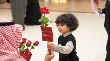 فلاورد تدعوكم للتعبير عن حبكم 