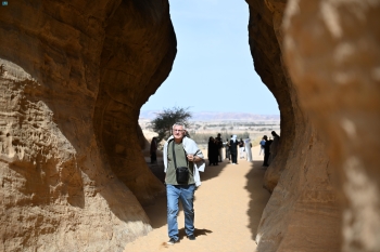 صور| آثار من آلاف السنين.. ضيوف المنتدى السعودي للإعلام يزورون العلا