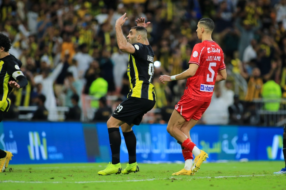 حمدالله يقود الاتحاد لـ ريمونتادا على حساب الوحدة في روشن