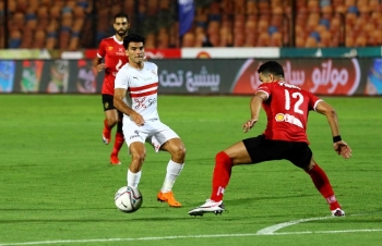 الأهلي والزمالك في مباراة سابقة