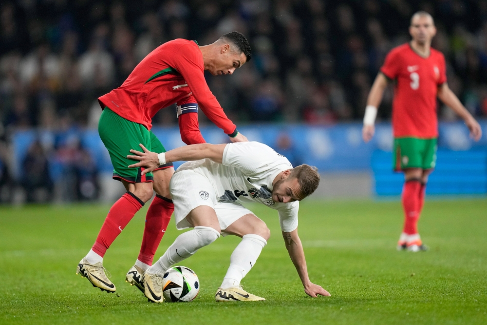 سلوفينيا تهزم البرتغال في حضور رونالدو