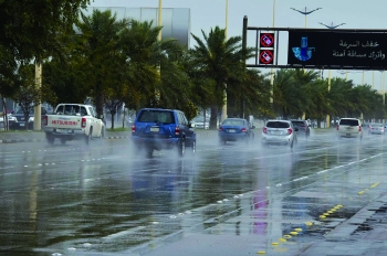 "الأرصاد" تحذر مرتادي الطرق السريعة بين الشرقية والرياض من التقلبات الجوية