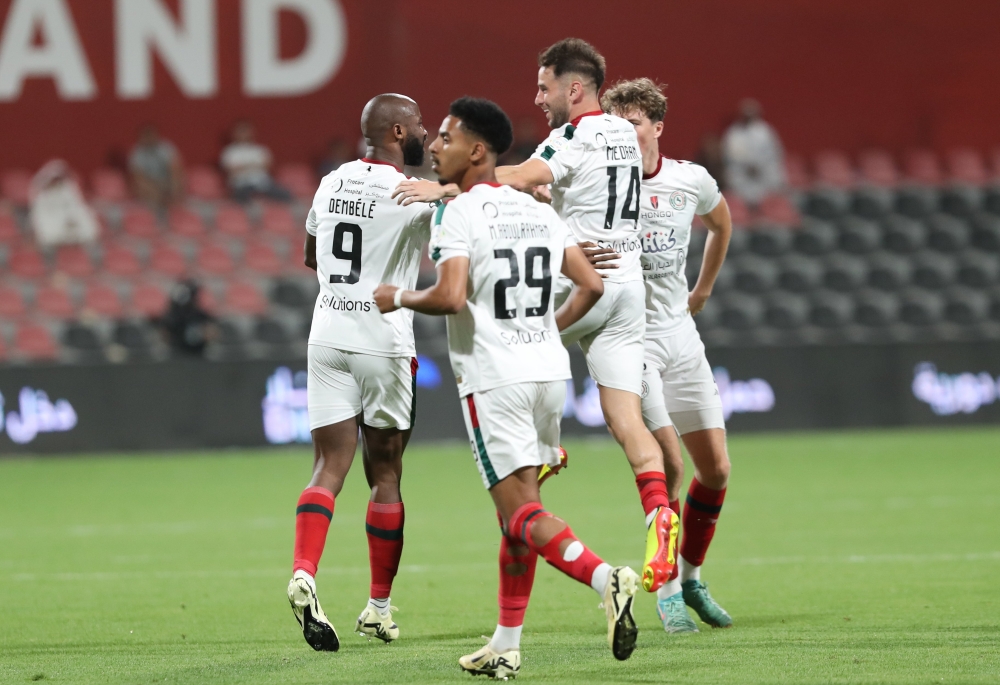 تعادل مثير يحسم مباراة الرائد والاتفاق في دوري روشن