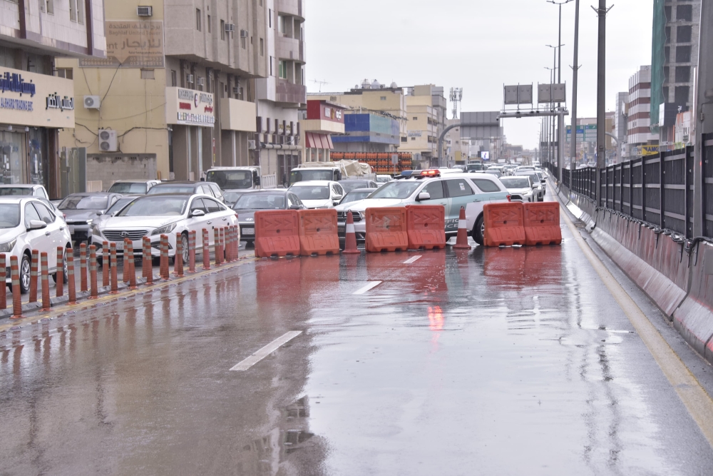 طائرة ”درون“ لمتابعة الحالة المطرية في الشرقية
