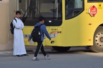 وسائل النقل المدرسي (تصوير: مرتضى بو خمسين)