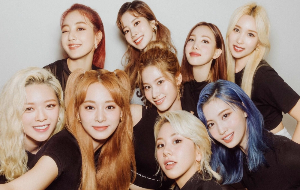 مبيعات هائلة.. فرقة TWICE تتخطى حاجز الـ 20 مليون ألبوم