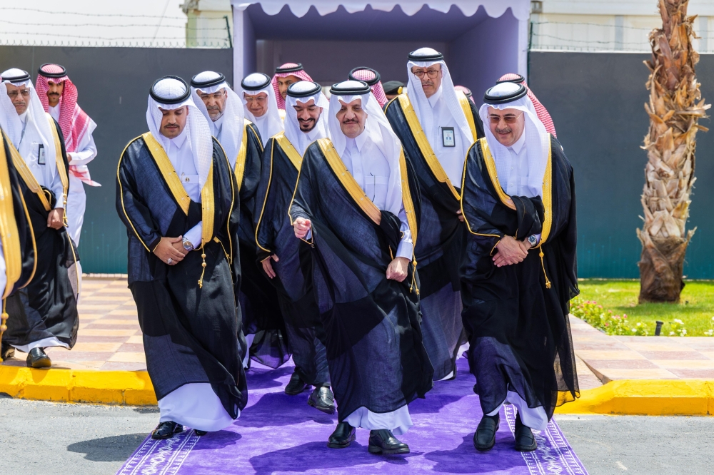 أمير الشرقية يرعى تخريج 356 متدربًا في قطاع الحفر
