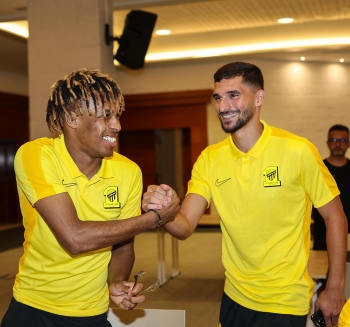 حسام عوار يلتحق بمعسكر الاتحاد