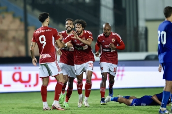 الأهلي يستهل مشوار الدفاع عن لقب كأس مصر بفوز شاق على الألومنيوم