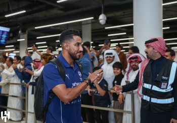 استعدادًا للسوبر .. الهلال يصل إلى أبها بالموقوفين