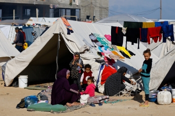 الاحتلال يسعى إلى تهجير الفلسطينيين من غزة - رويترز