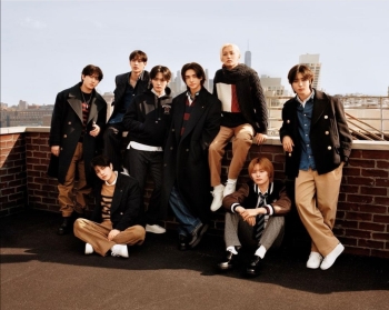 فرقة Stray Kids تحصد الشهادة الذهبية لأغنية 